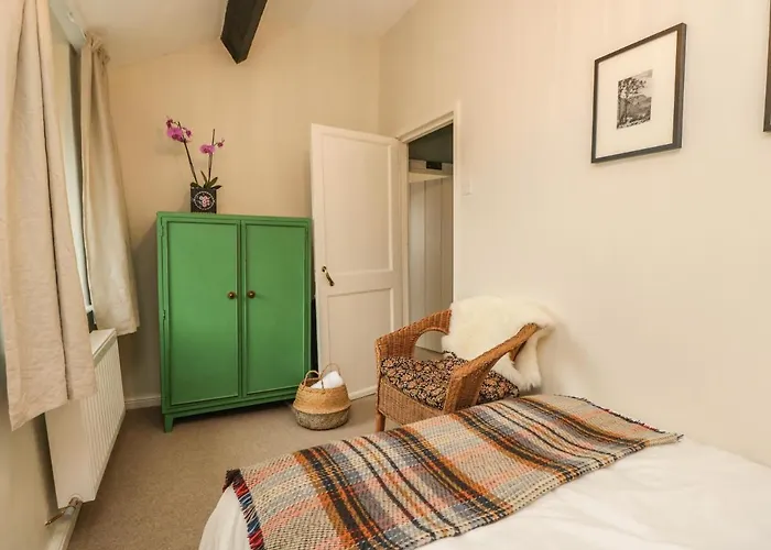 Waterside Holiday home *